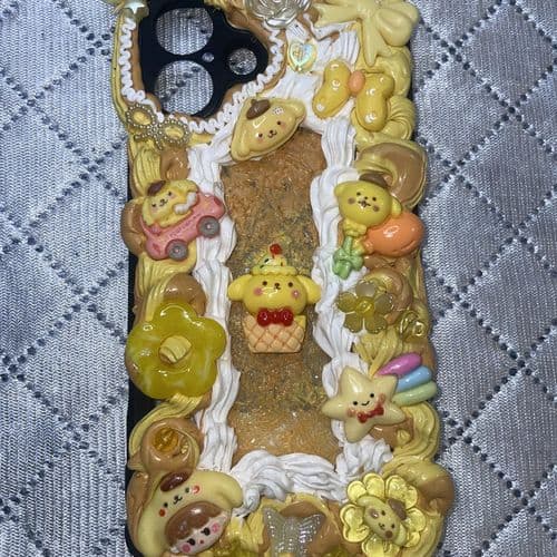 Chick Floral Case