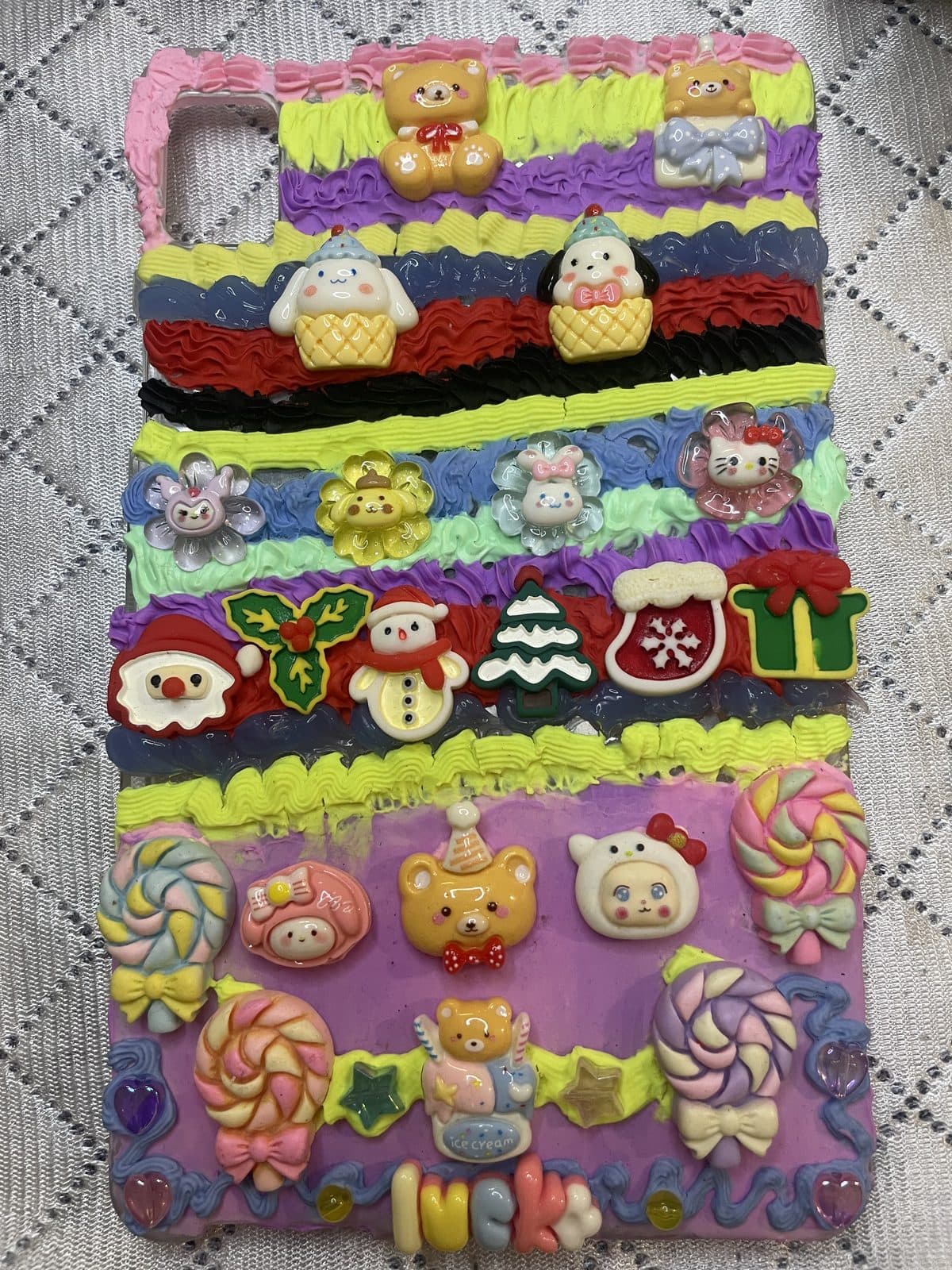 Christmas Lilac Piggy Case