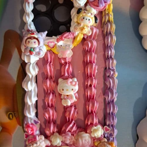 Rose Garden Sanrio Case