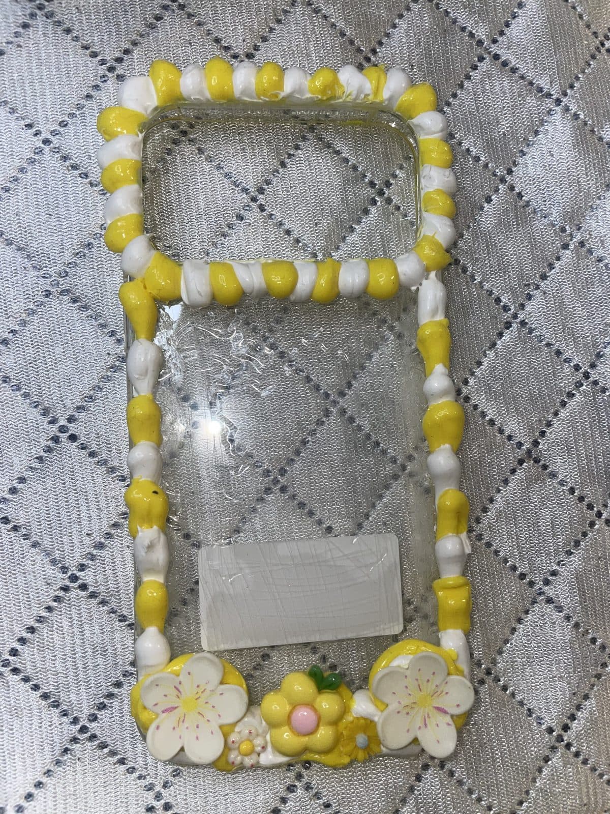 Yellow Pearl Trim Case