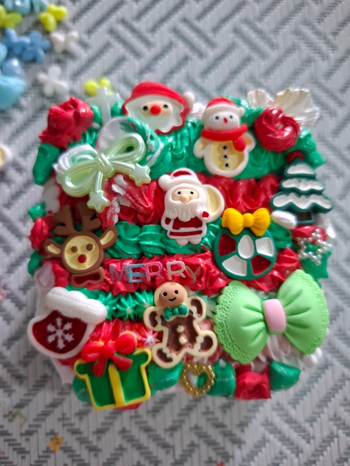 Ready-to-Ship Merry Trinket Box